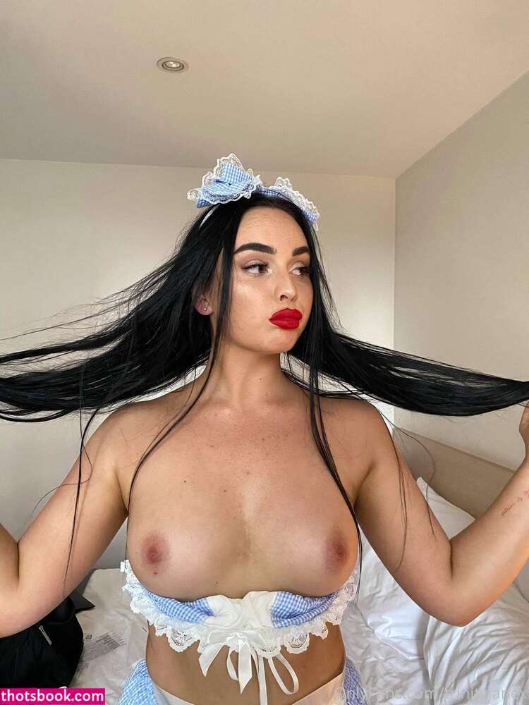 trinityjanex Photo #9