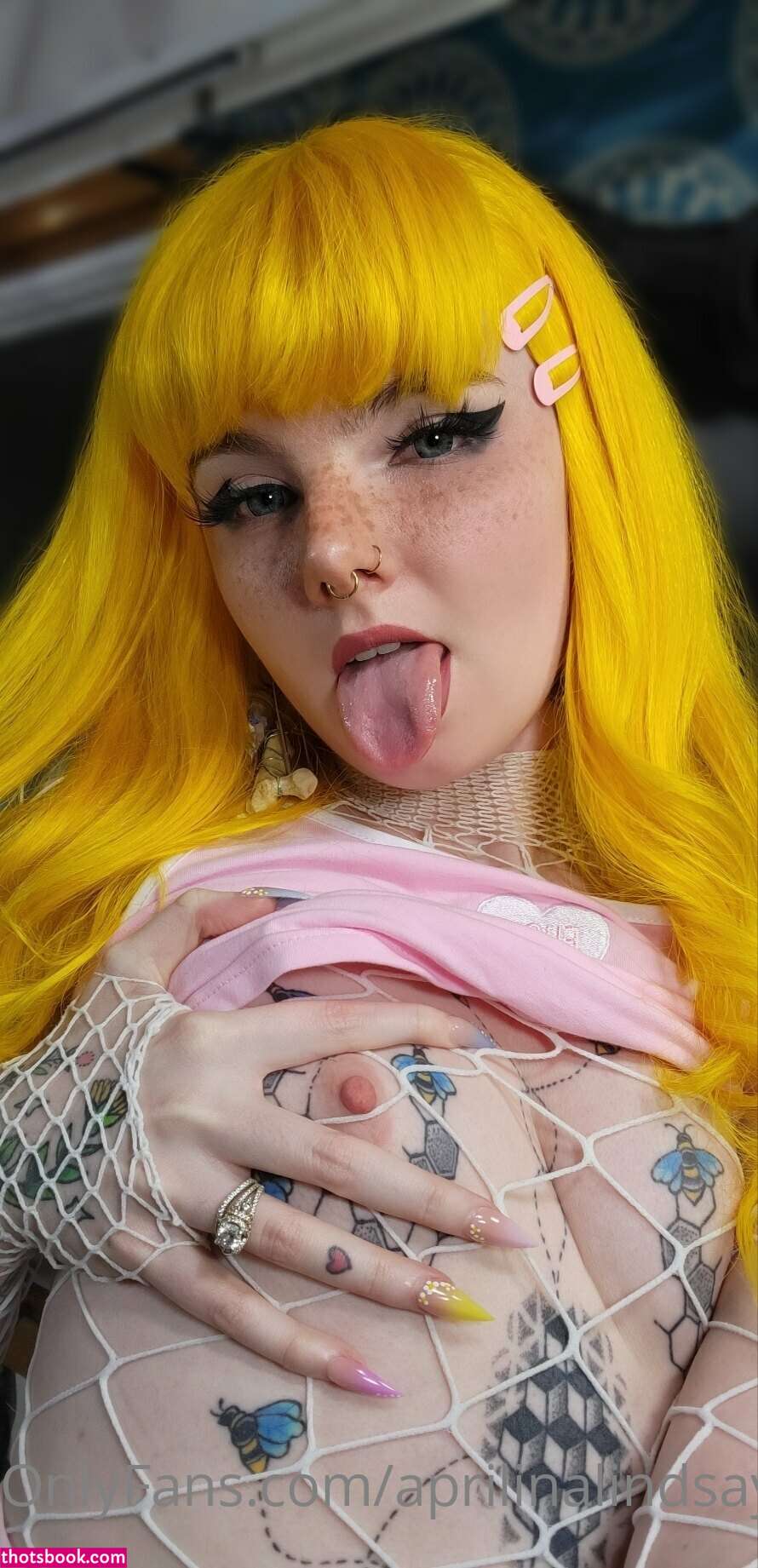 aprilinalindsay Photo #31