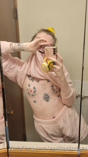 aprilinalindsay Photo #17