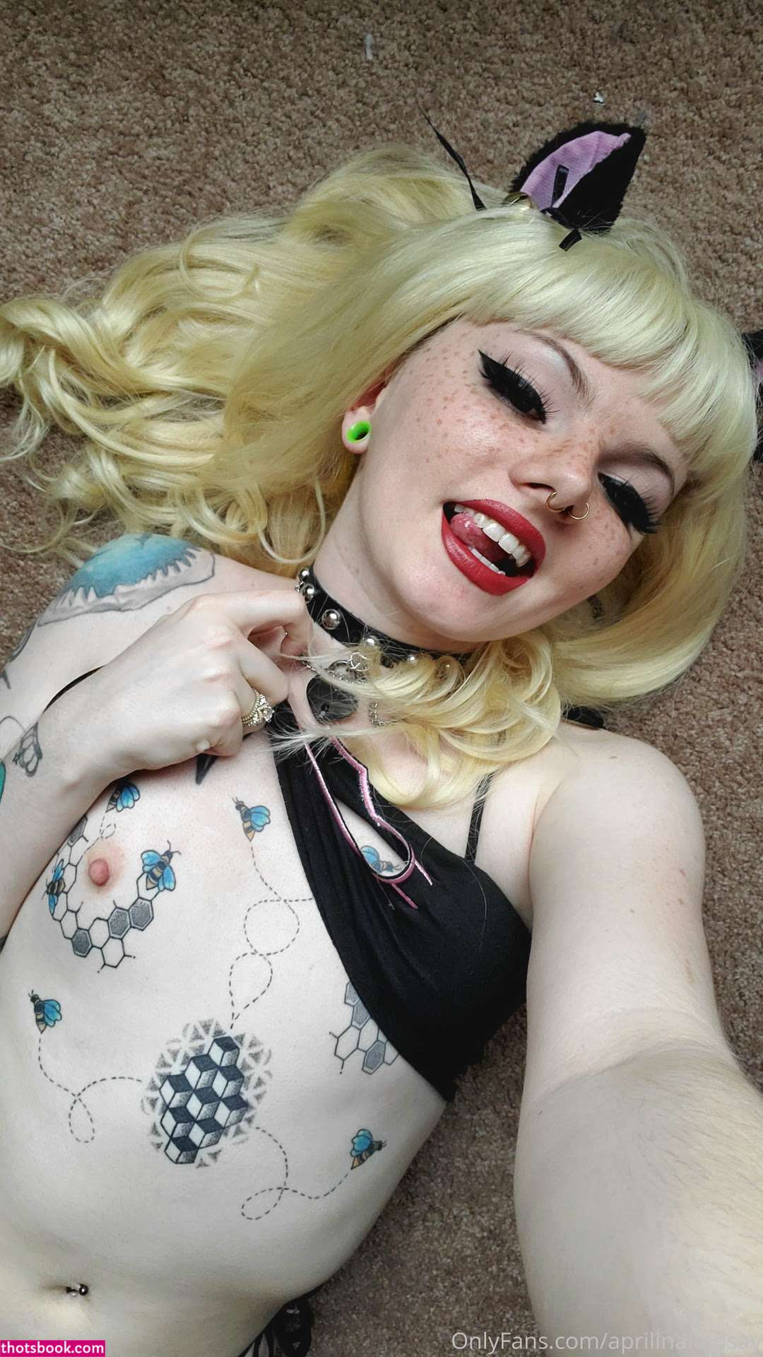 aprilinalindsay Photo #377