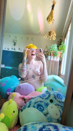 aprilinalindsay Photo #402