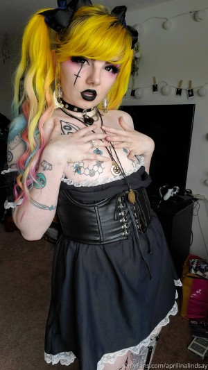 aprilinalindsay Photo #417