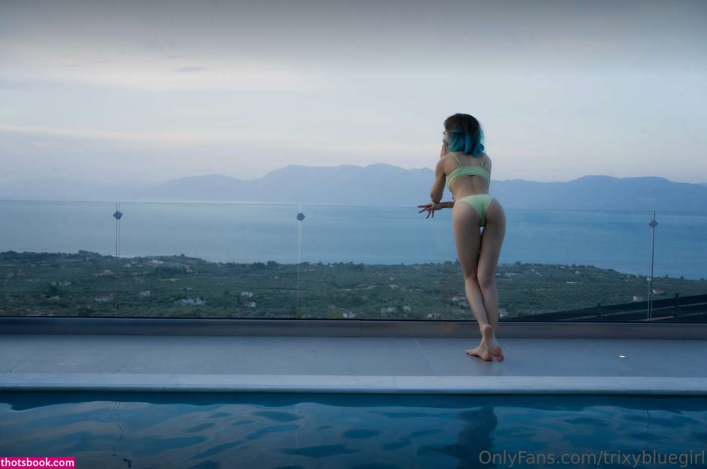 Trixy Blue Photo #85