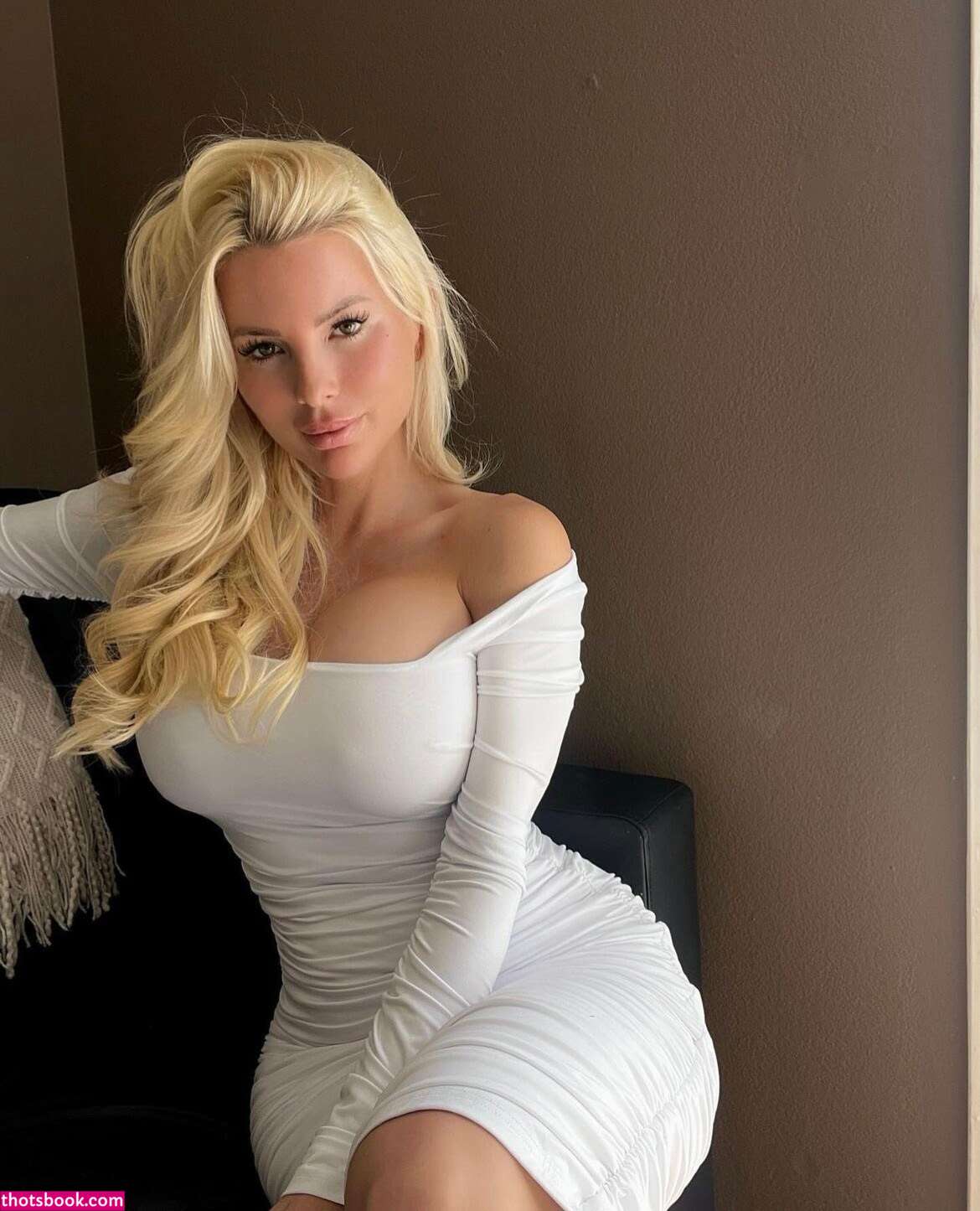 Jessica Weaver Photo #137