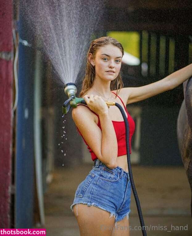 Willow Hand Photo #107