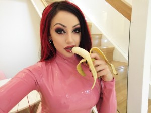 Dani Divine Photo #43