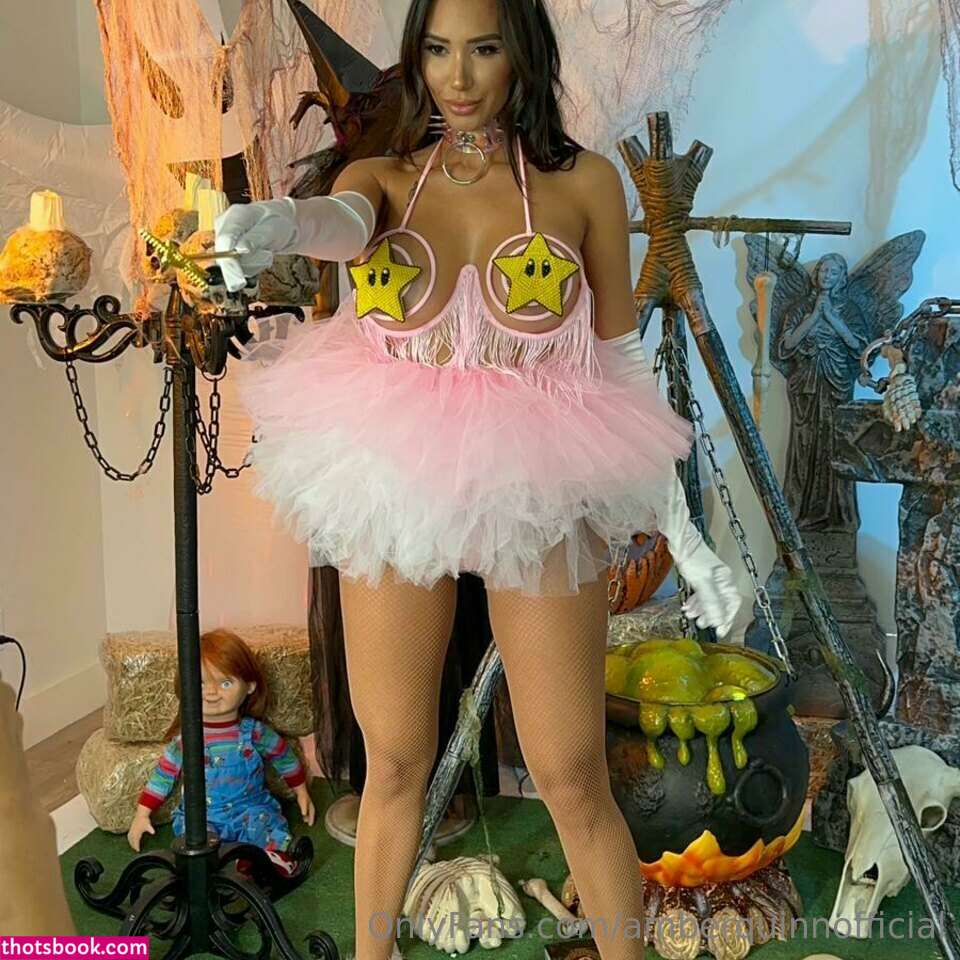 Amber Quinn Photo #49