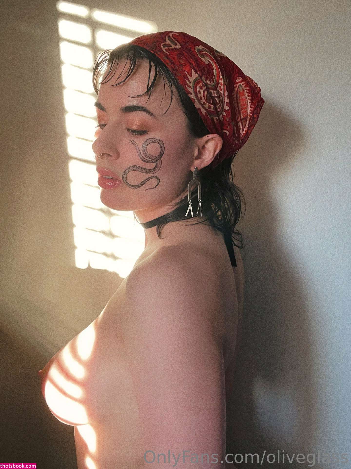 Olive Glass Photo #43