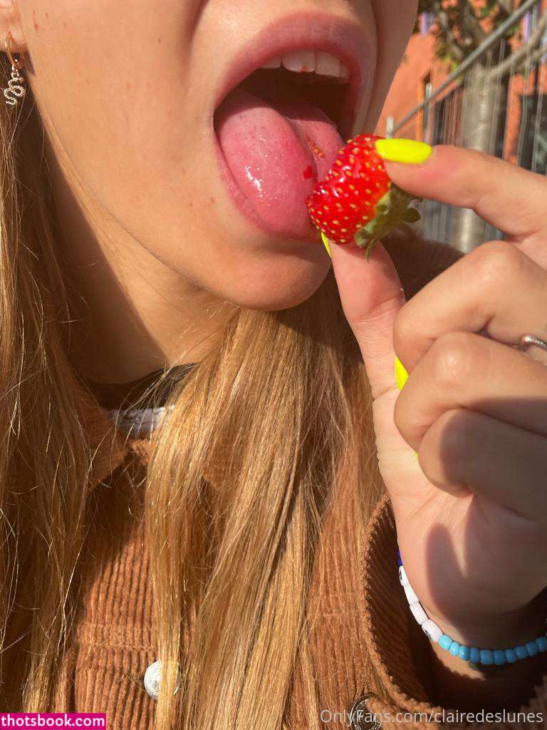 Claire Deslunes Photo #123