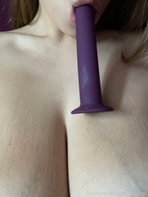 Claire Deslunes Photo #102