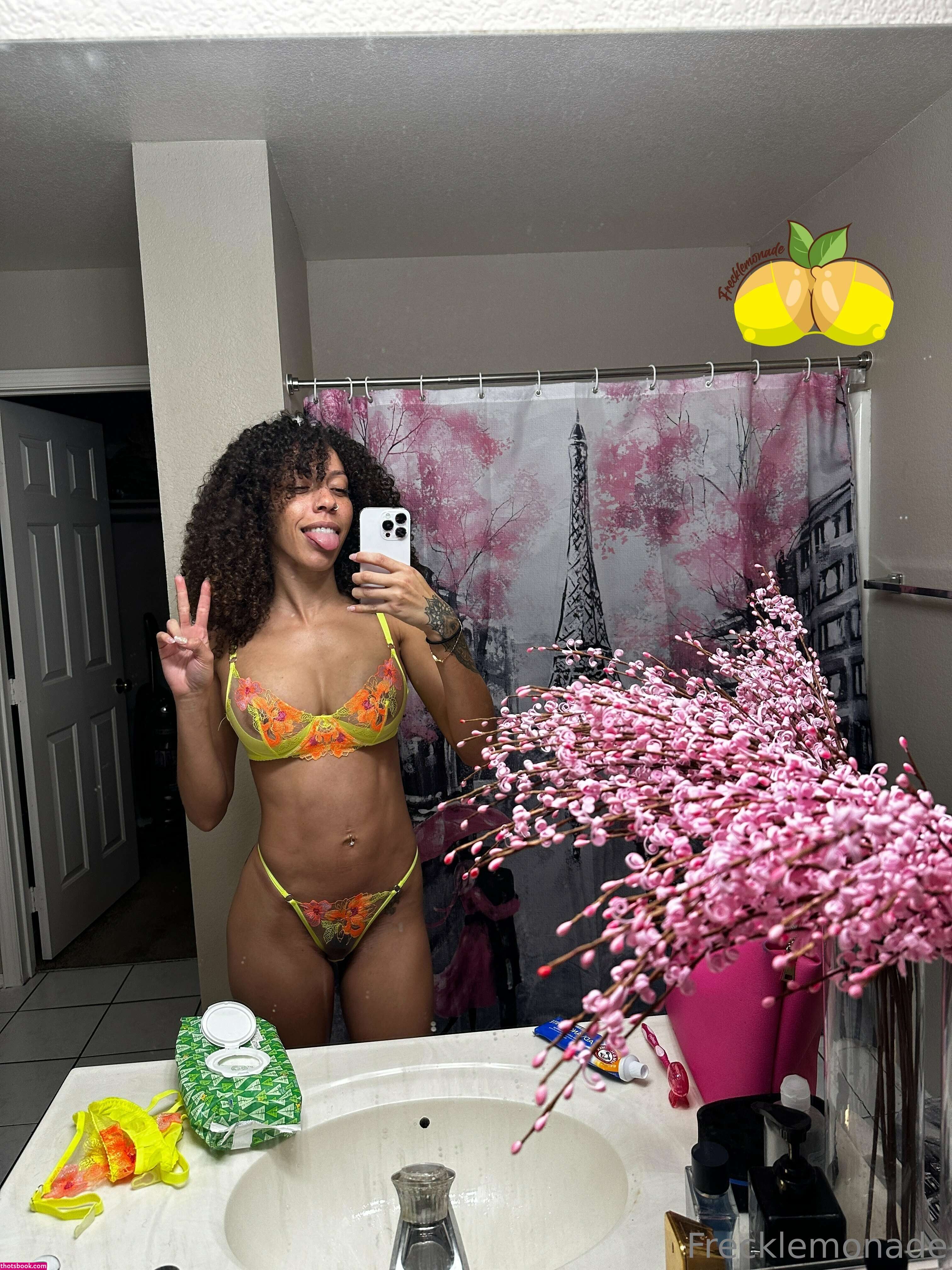 frecklemonade Photo #88