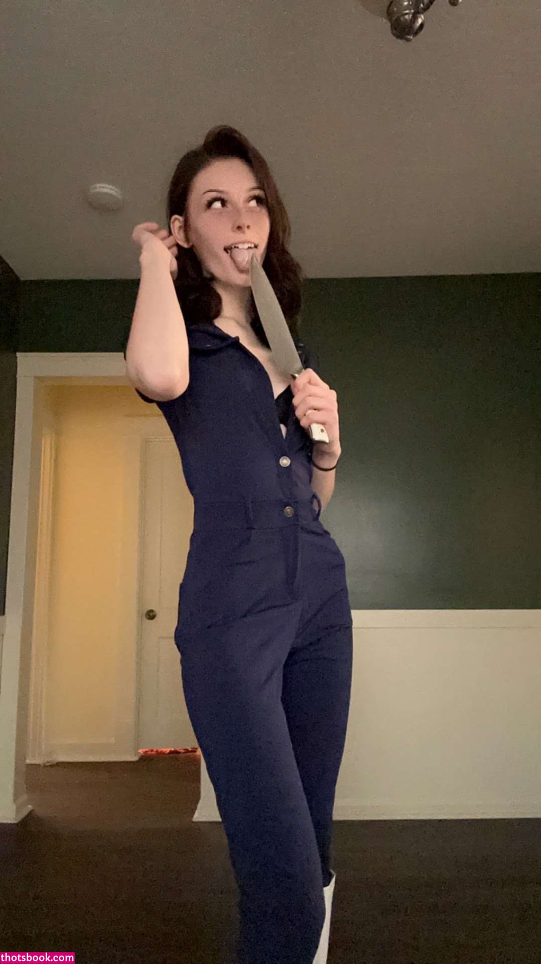 Soggyalien22 Photo #9