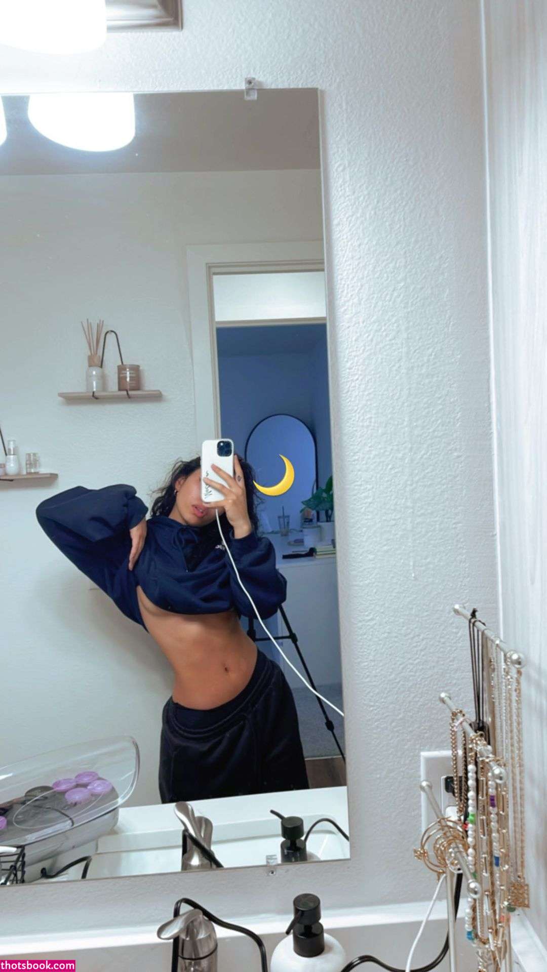 Melissa Estrella Photo #44