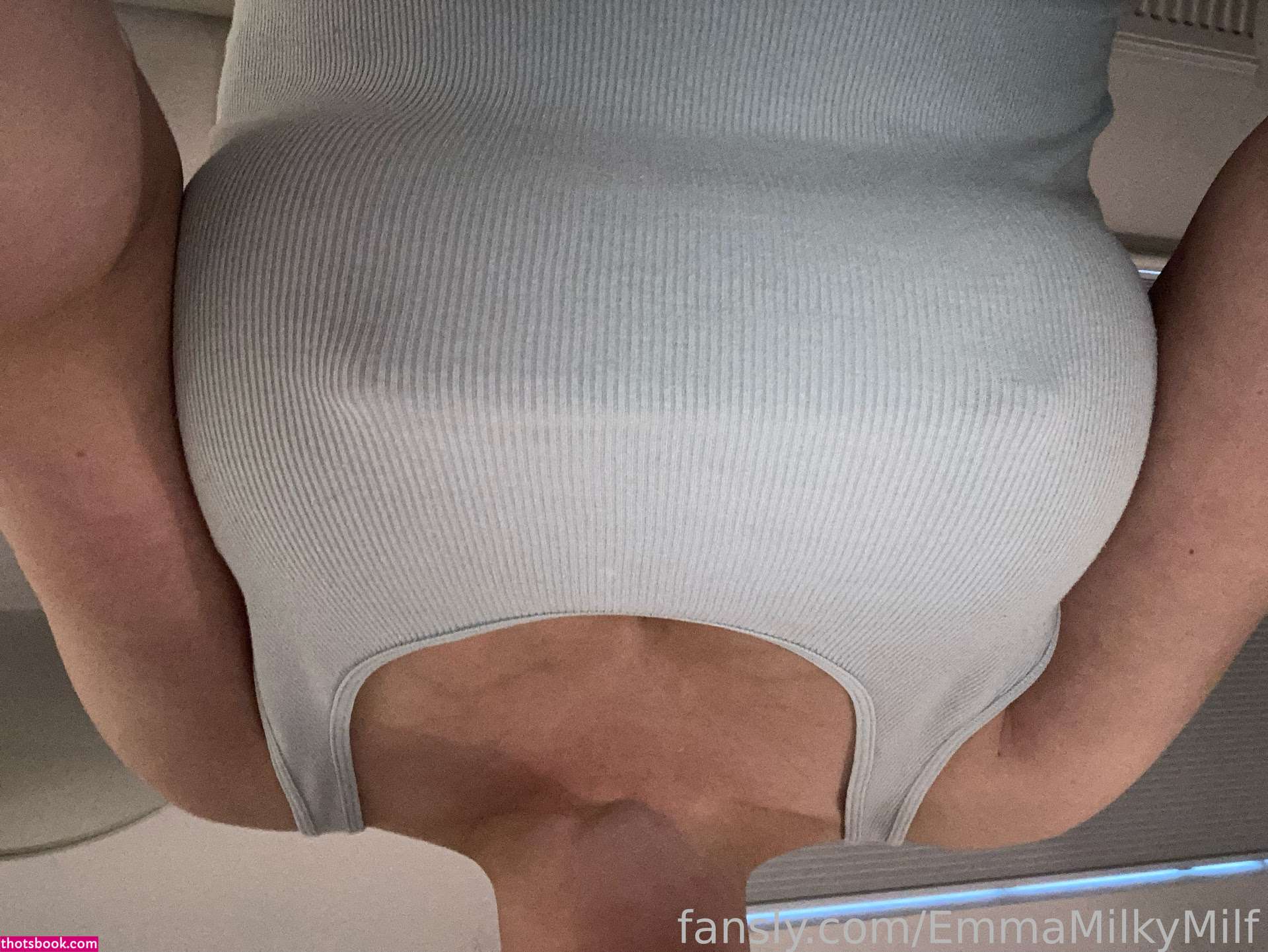 Emmamilkymilf Photo #37