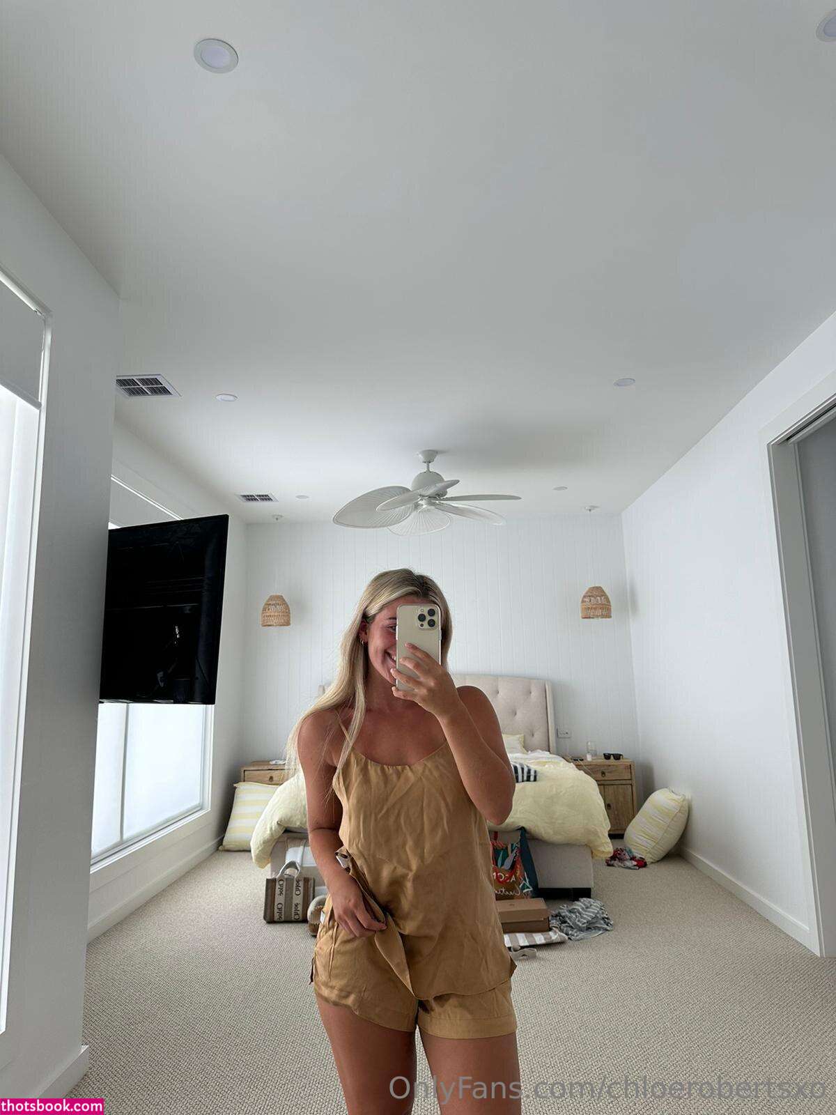 Chloe Roberts Photo #73