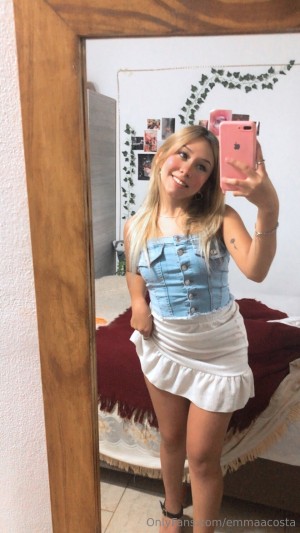 Emma Acosta Photo #11