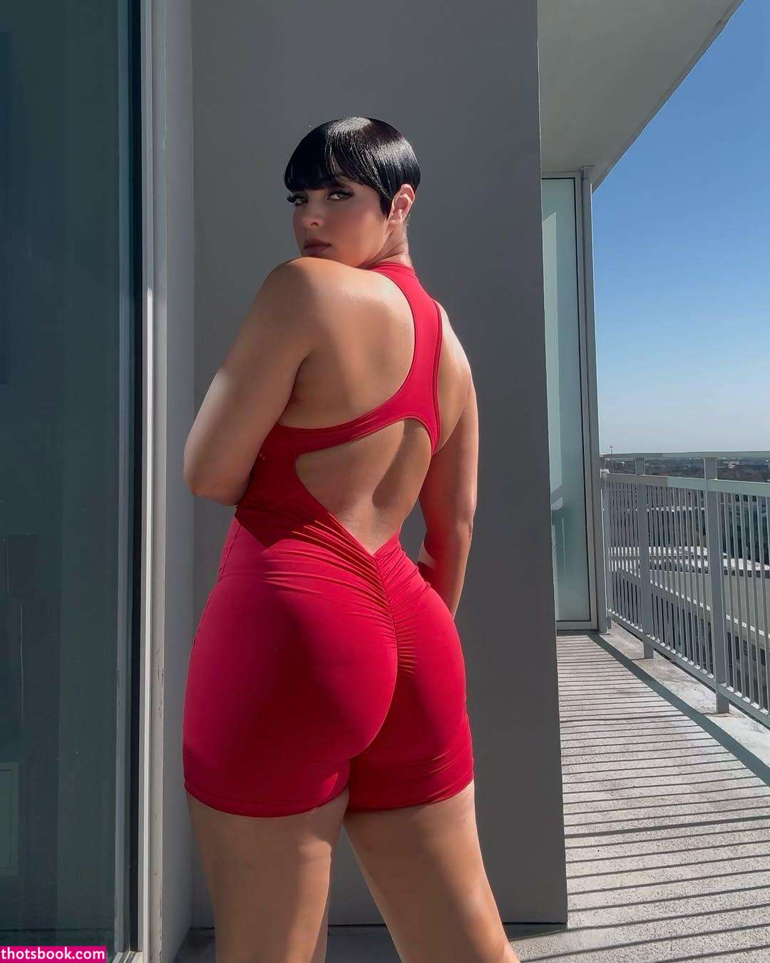 mortalmikasa Photo #14