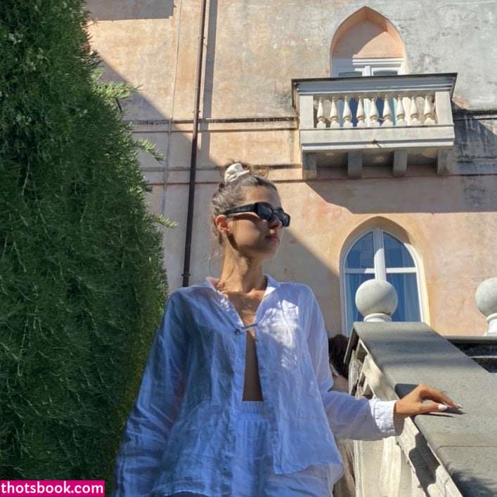 Yana Romanno Photo #15