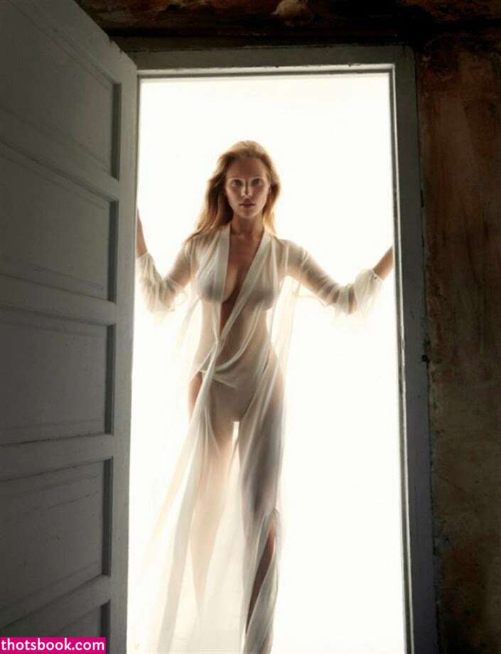 Laura Oganessian Photo #34