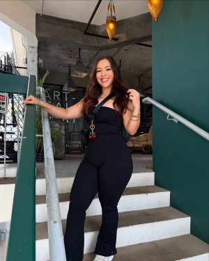 Isabella Alexis Photo #3