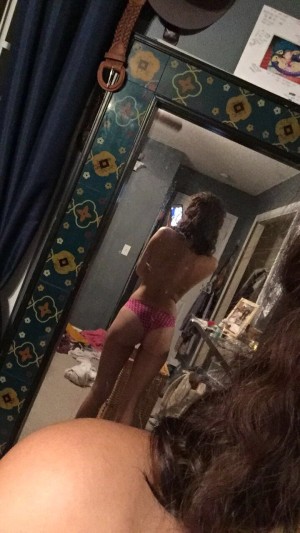 Avery Wolff Photo #17