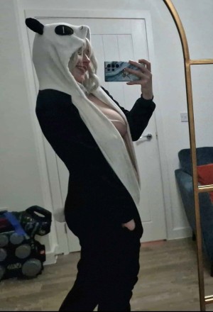 Violet Lottie Photo #2