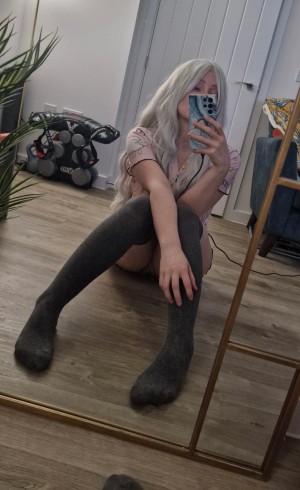 Violet Lottie Photo #3