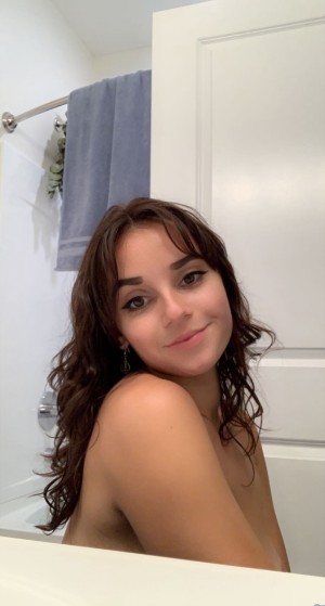 Leyla Ingalls Photo #15