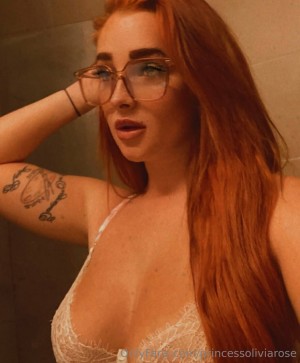 oliviaroseuk Photo #7