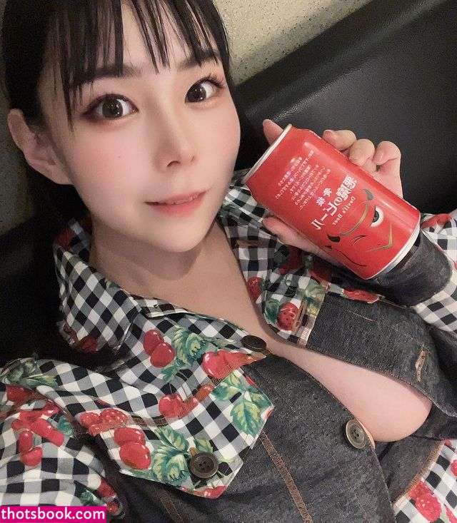 Yuria Yoshine Photo #20