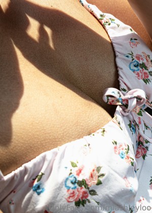 Ashley Loo Photo #15