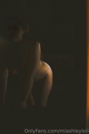 Ashley Loo Photo #35