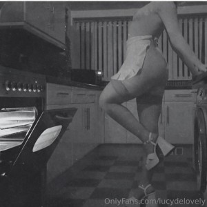Lucydelovely Photo #11