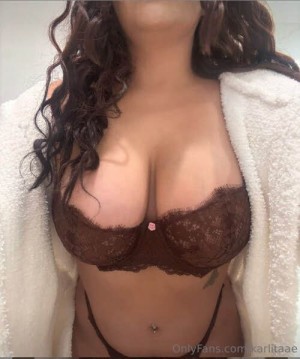 Karla Perez Photo #18