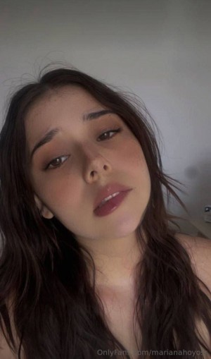 Marianahoyosr Photo #20