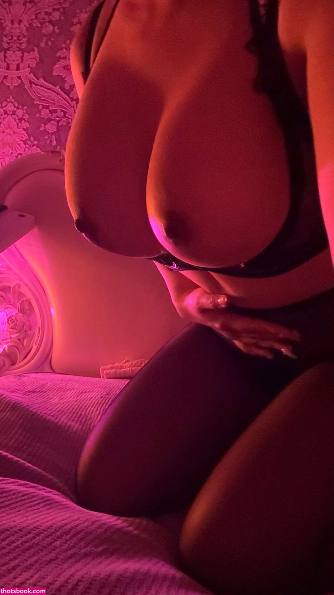 Naomiiper Bby Photo #22