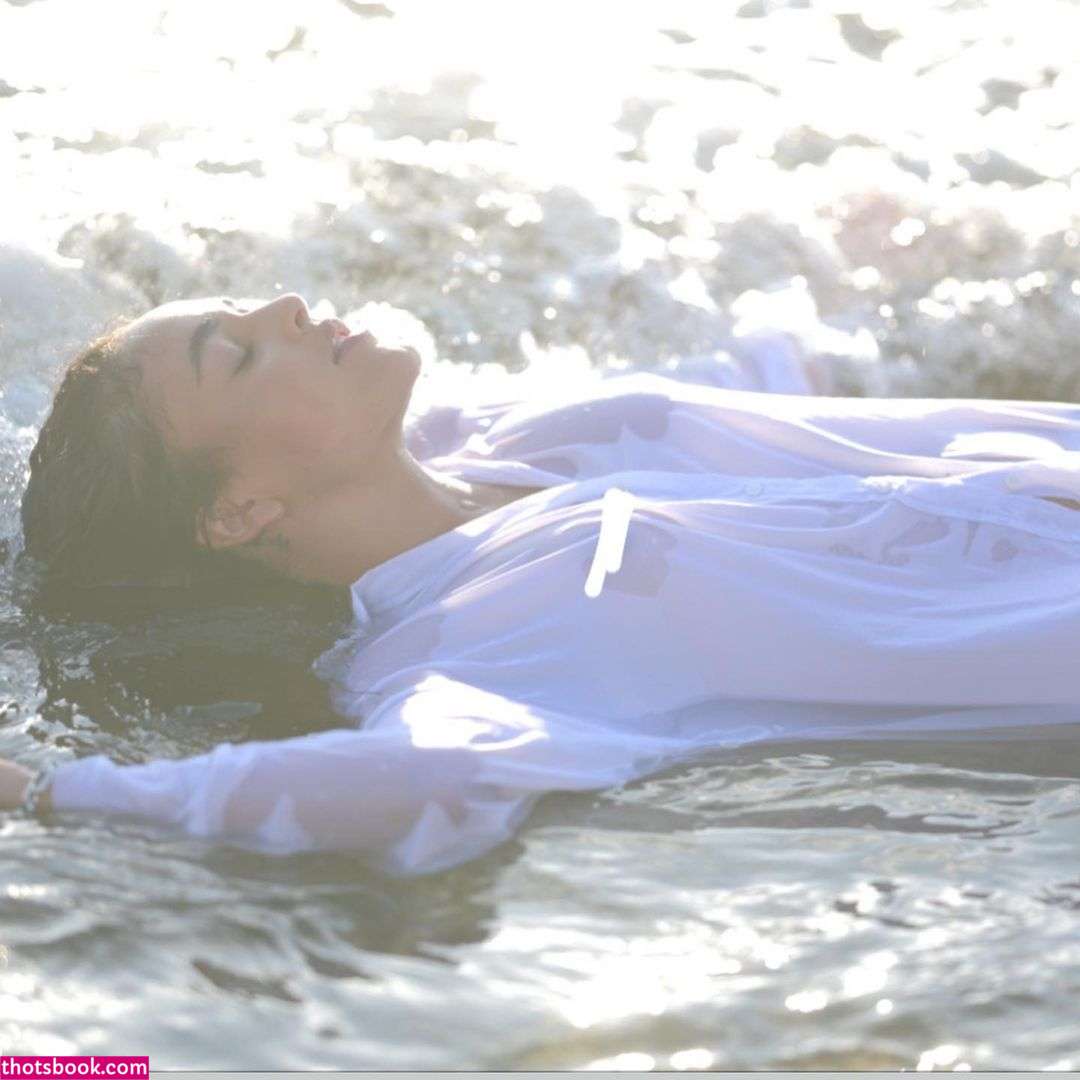 Kamilya Peer Levi Photo #13