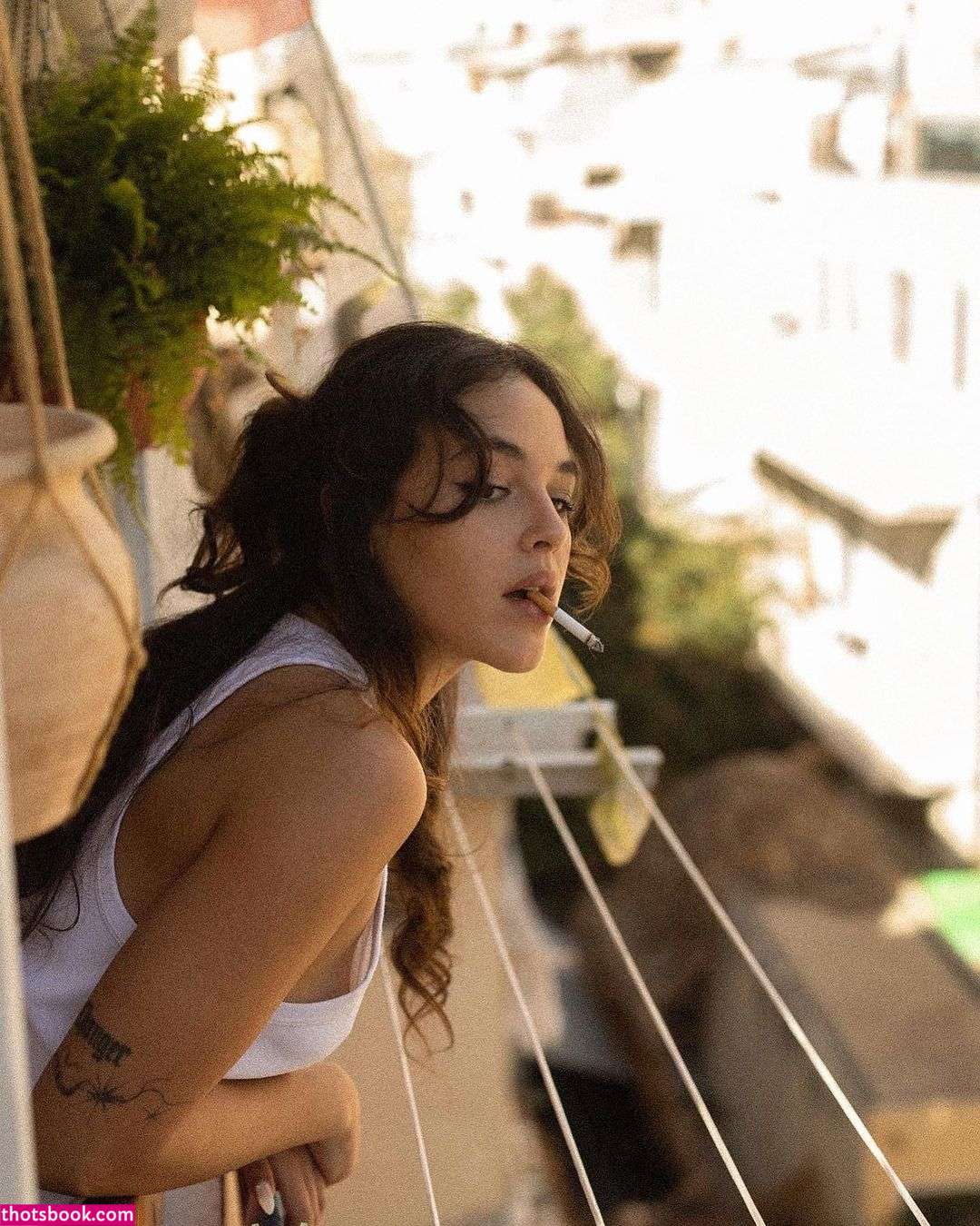 Kamilya Peer Levi Photo #22