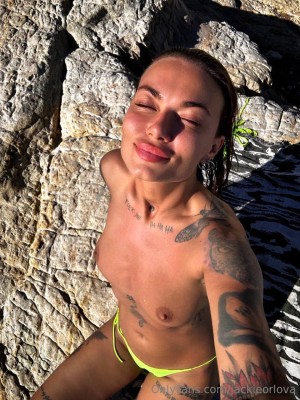 Jacqueline Orlova Photo #25