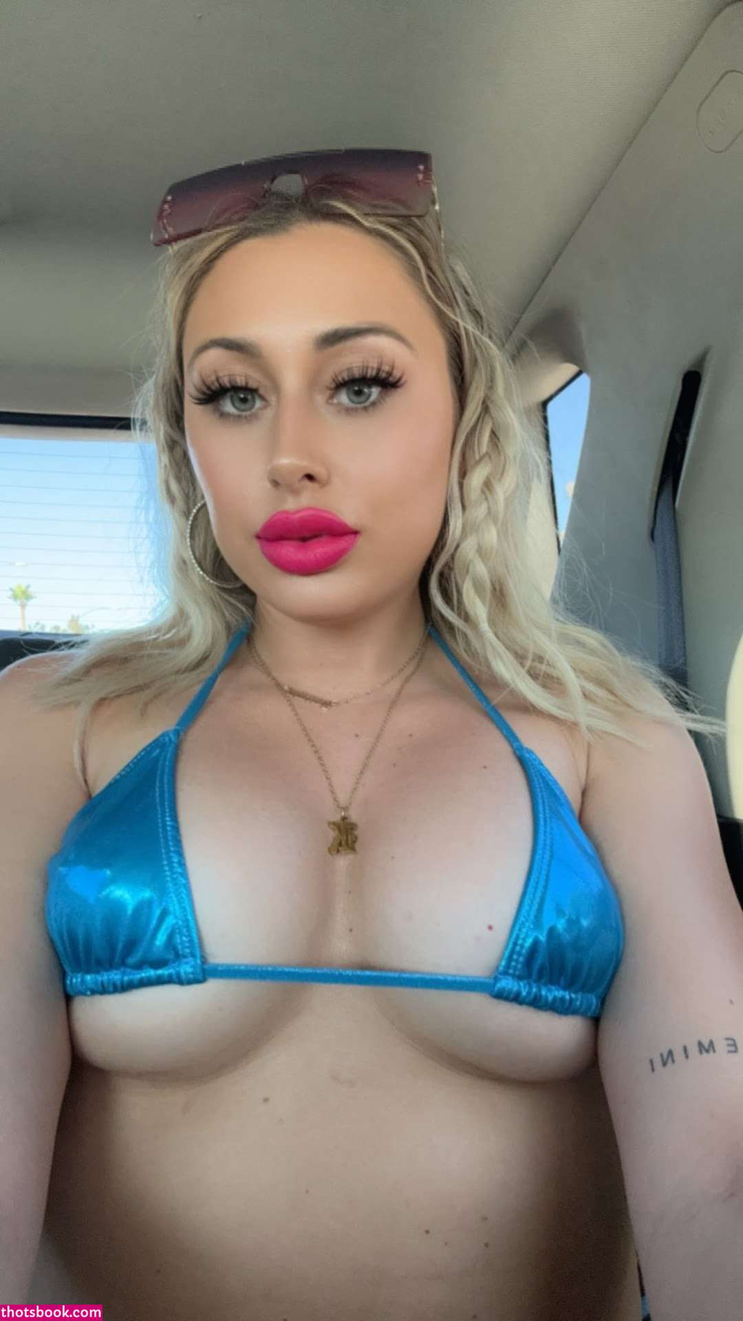 Kelsey Schiel Photo #16