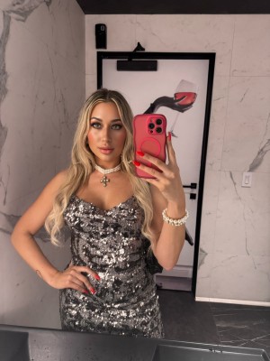 Kelsey Schiel Photo #28