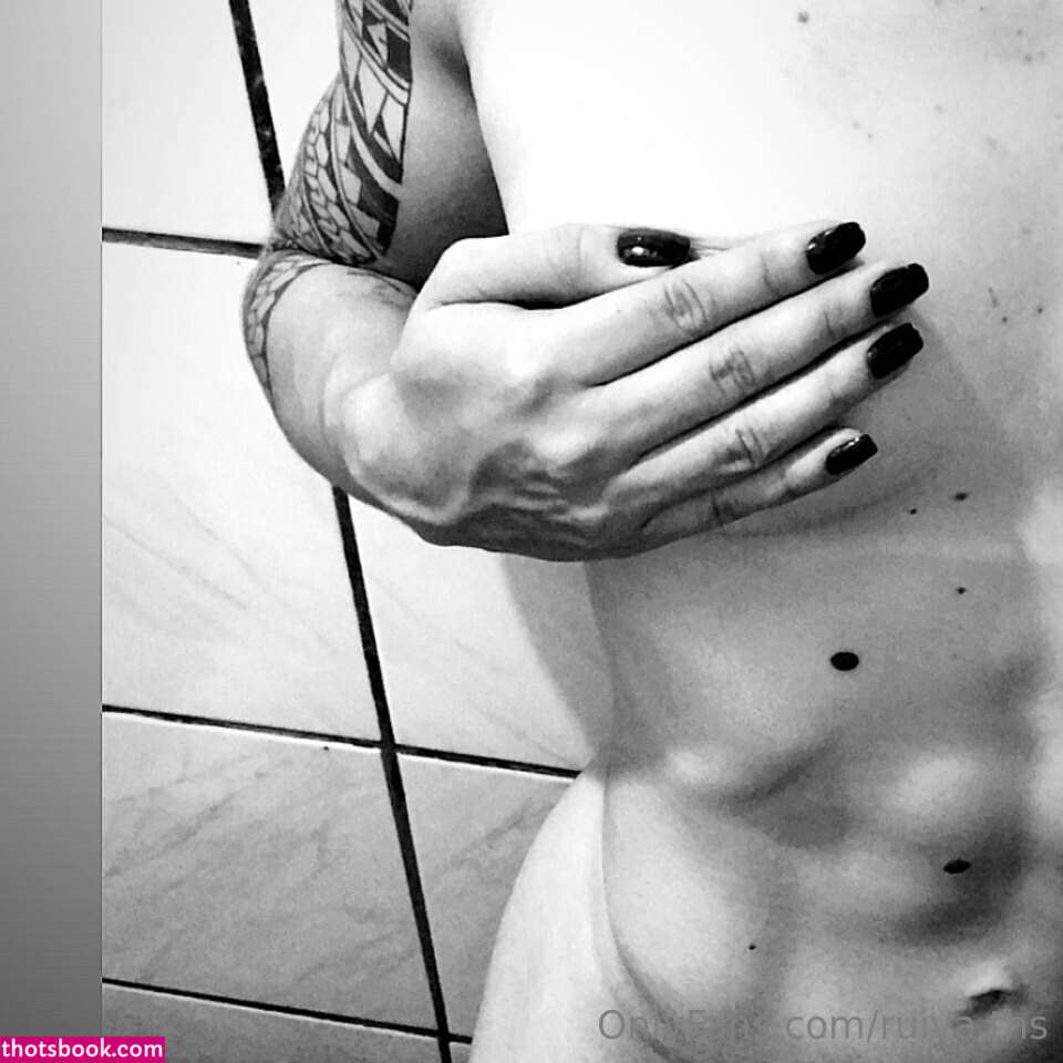 Thalyta Valeria Photo #23