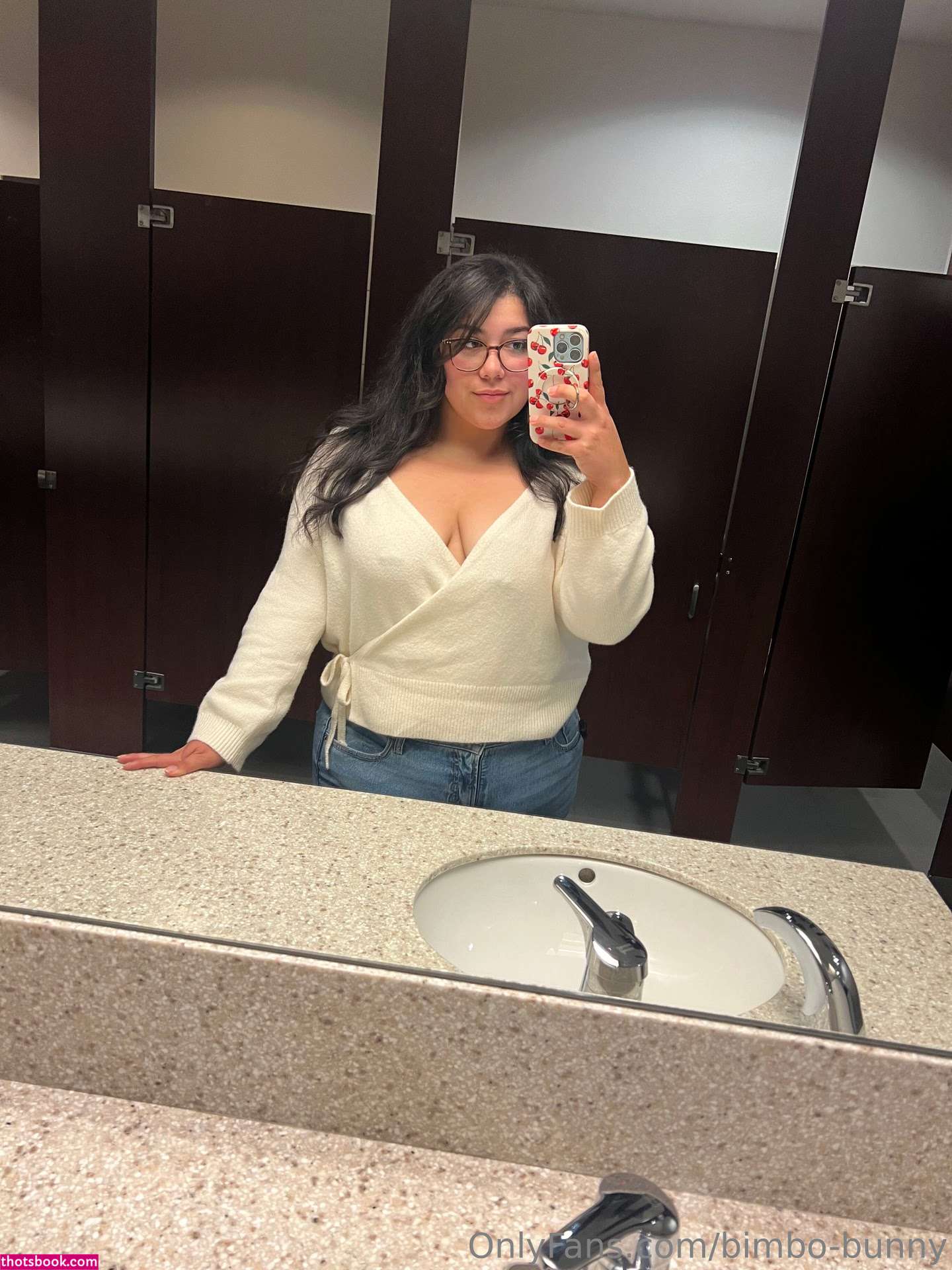 Local Bimbo Photo #25