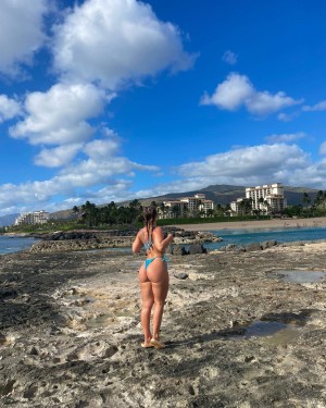 Peri Scheer Photo #5