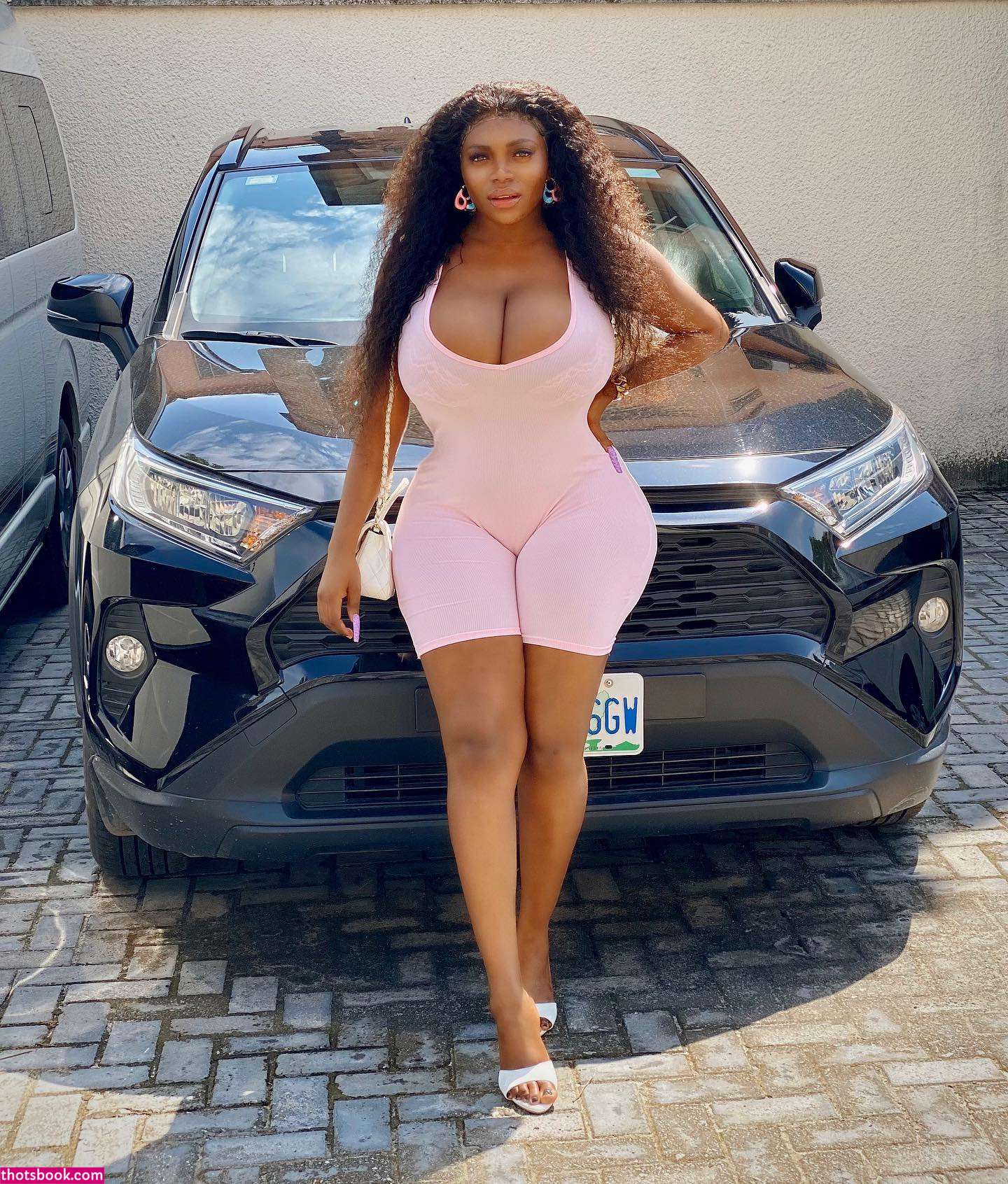 Bossmother Photo #15