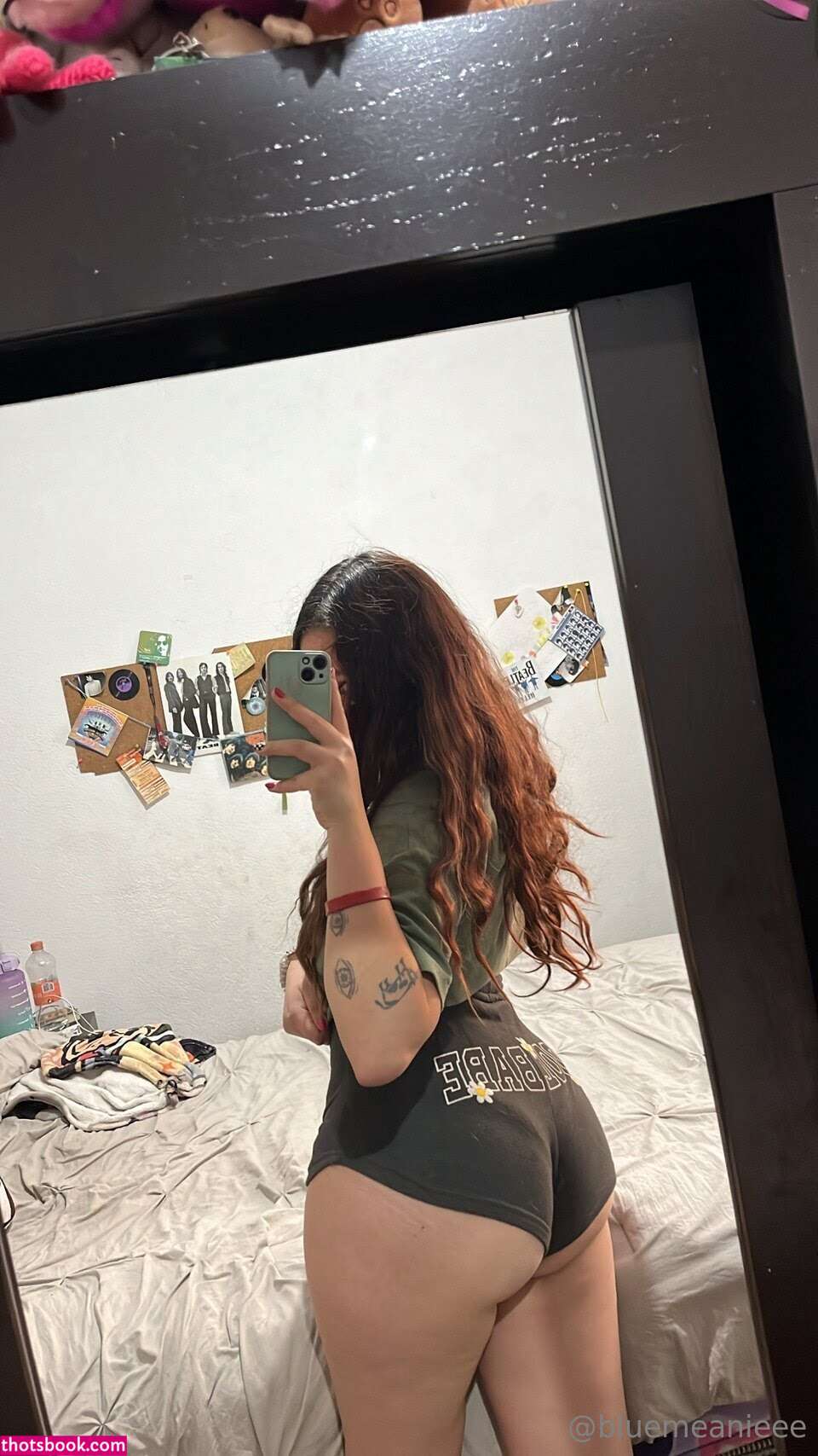 bluemeanieee Photo #4