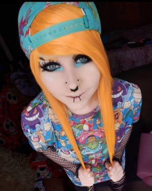 Catastrophiclarawr Photo #18