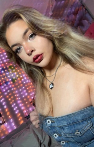 Aiiygatorz Photo #57