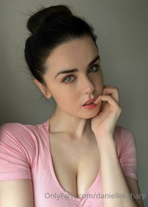 Danielle Sharp Photo #107