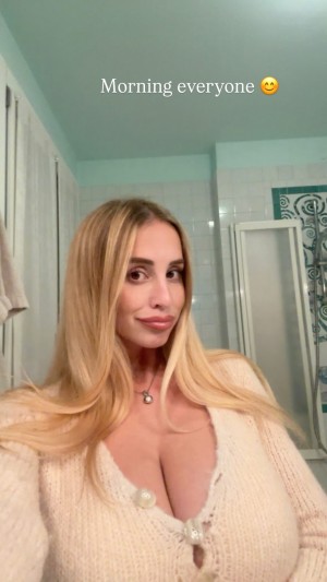 Maria Arreghini Photo #40